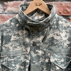 画像2: DEAD STOCK 2008’s US Military M-65 Field Jacket ACU Camo　Size LARGE-REGULAR