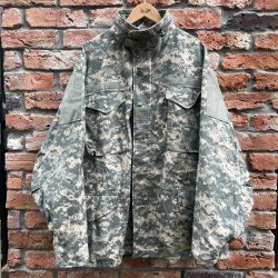 画像1: DEAD STOCK 2008’s US Military M-65 Field Jacket ACU Camo　Size LARGE-REGULAR