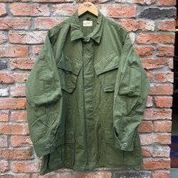 画像1: DEAD STOCK 1960's US Military Jungle Fatigue Jacket 3rd　Size  MEDIUM-LONG