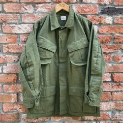画像1: DEAD STOCK 1968's US Military Jungle Fatigue Jacket 5th　Size  SMALL-SHORT