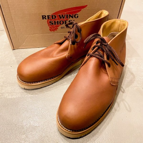 画像1: DEAD STOCK 2011's REDWING CHUKKA BOOTS #2595 Size 8 1/2 D (1)