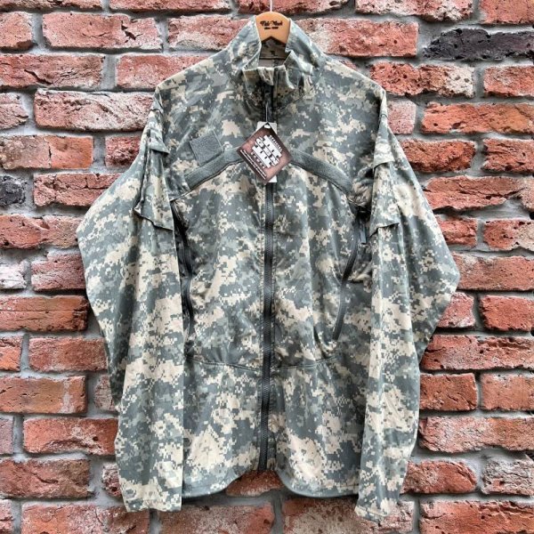 画像1: DEAD STOCK 2000’s US Military ECWCS Gen3 Level4 Wind Jacket　Size MEDIUM-LONG (1)