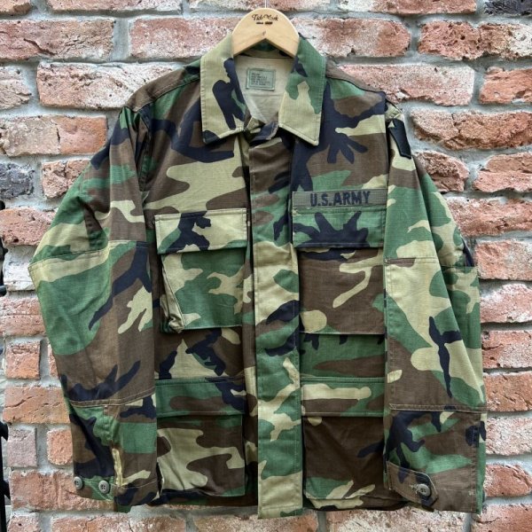 画像1: DEAD STOCK 1989's US Military Woodland Camo BDU Jacket　Size SMALL-SHORT (1)