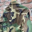 画像11: DEAD STOCK 1989's US Military Woodland Camo BDU Jacket　Size SMALL-SHORT (11)