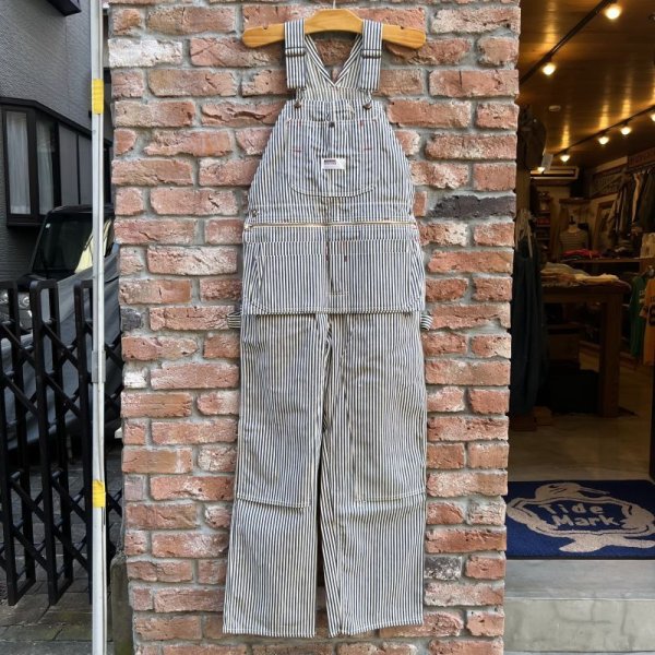 画像1: DEAD STOCK 1970's MONGOMERY WARD Hickory Overall　Size W38 L30 (1)