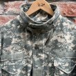 画像2: DEAD STOCK 2008’s US Military M-65 Field Jacket ACU Camo　Size LARGE-REGULAR (2)