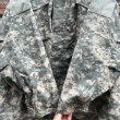 画像8: DEAD STOCK 2008’s US Military M-65 Field Jacket ACU Camo　Size LARGE-REGULAR (8)