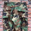 画像10: DEAD STOCK 1985's US Military Woodland Camo BDU Pants　Size MEDIUM-REGULAR (10)