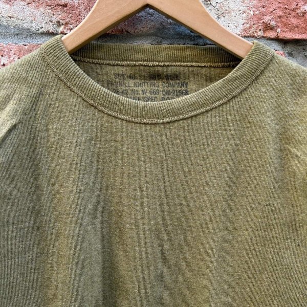 画像2: DEAD STOCK 1942's US ARMY Undershirt　Size 40 (2)