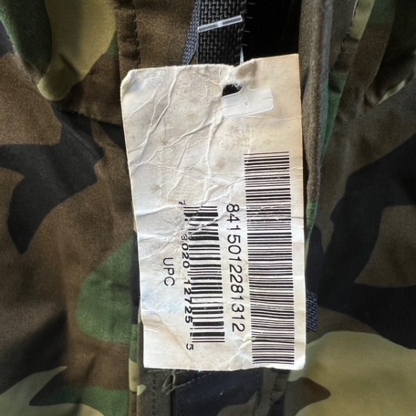 画像4: DEAD STOCK 2000's ECWCS GORE-TEX Parka Woodland Camo　Size SMALL-REGULAR (4)