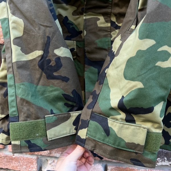 画像11: DEAD STOCK 2000's ECWCS GORE-TEX Parka Woodland Camo　Size SMALL-REGULAR (11)